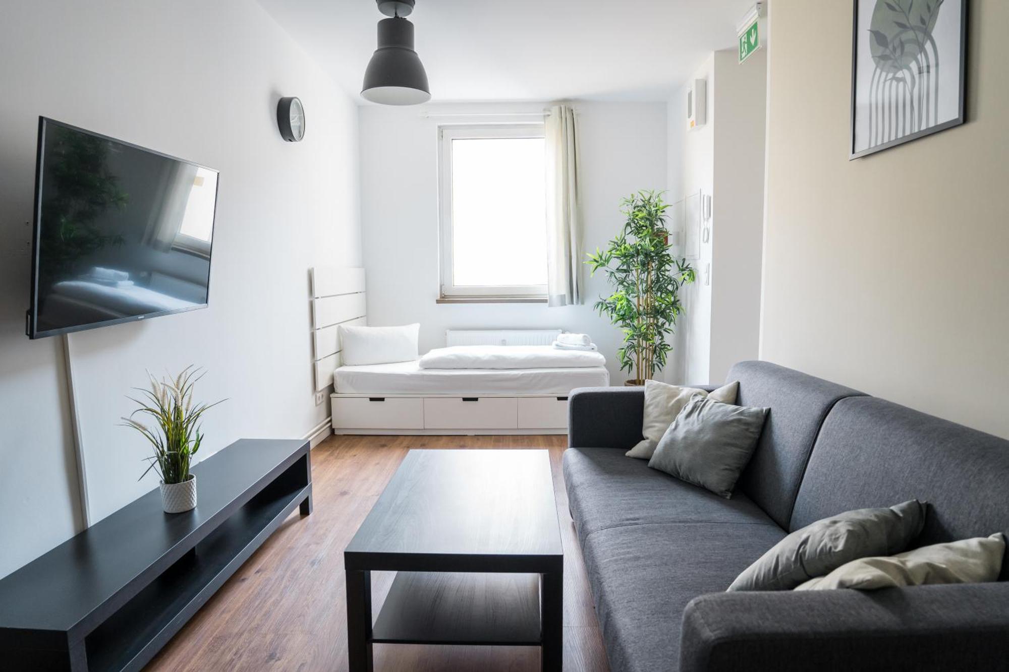 Fantastic 2 Bedroom Apartment Берлин Екстериор снимка